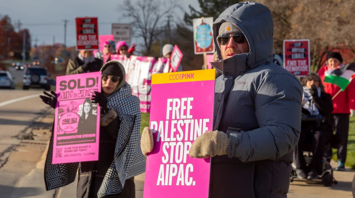 While AIPAC’s critics rejoice as lobby shifts strategy, its defenders push back