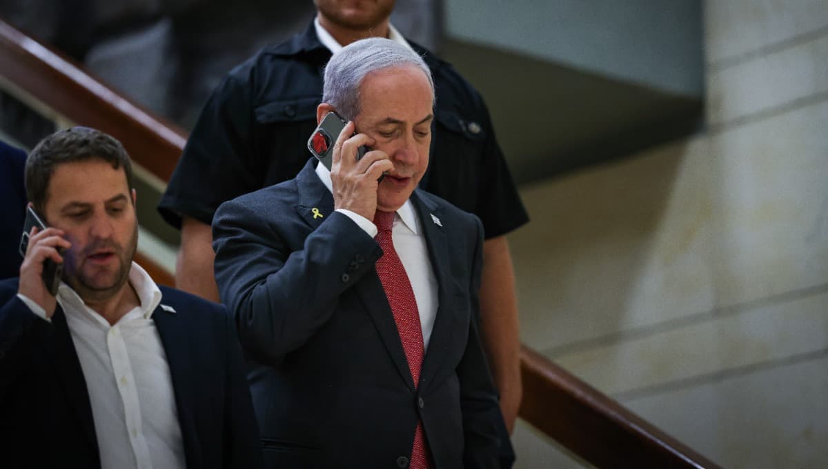 יועצו של נתניהו: ישראל קרובה מאוד להפלת המשטר באיראן, "ברגעים אלה"