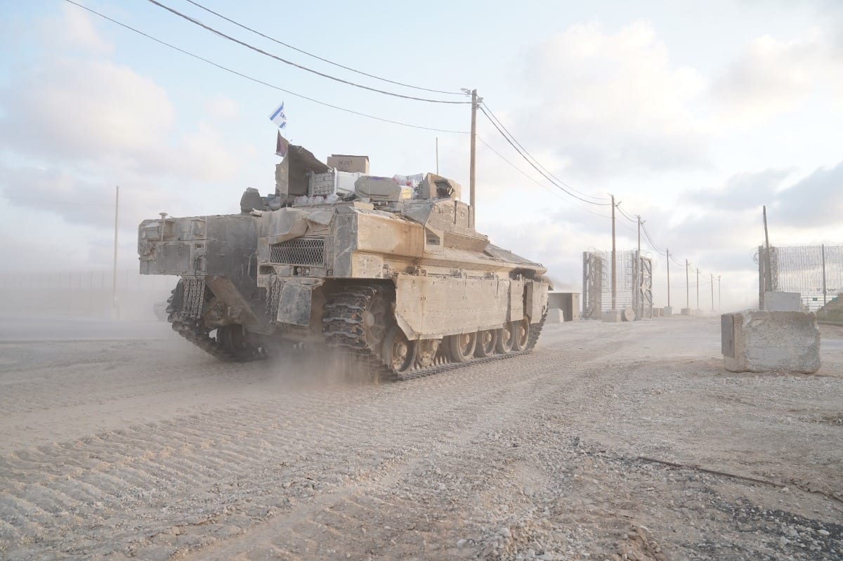 כוחות זינקו לעוטף, המח"ט נהרג בקרב: השעות הראשונות של אוגדה 162 ב-7.10