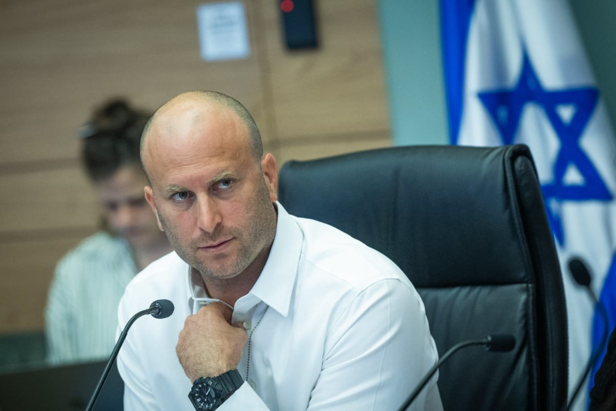 קרויזר חשף תיעוד קשה והגיש תלונה למח"ש: הח"כ ייחקר באזהרה