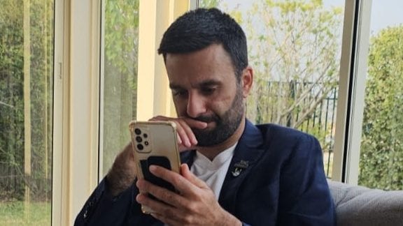 מגיבור לאומי לבעיה ענקית: הצביעות של הימין מול יוסף חדאד