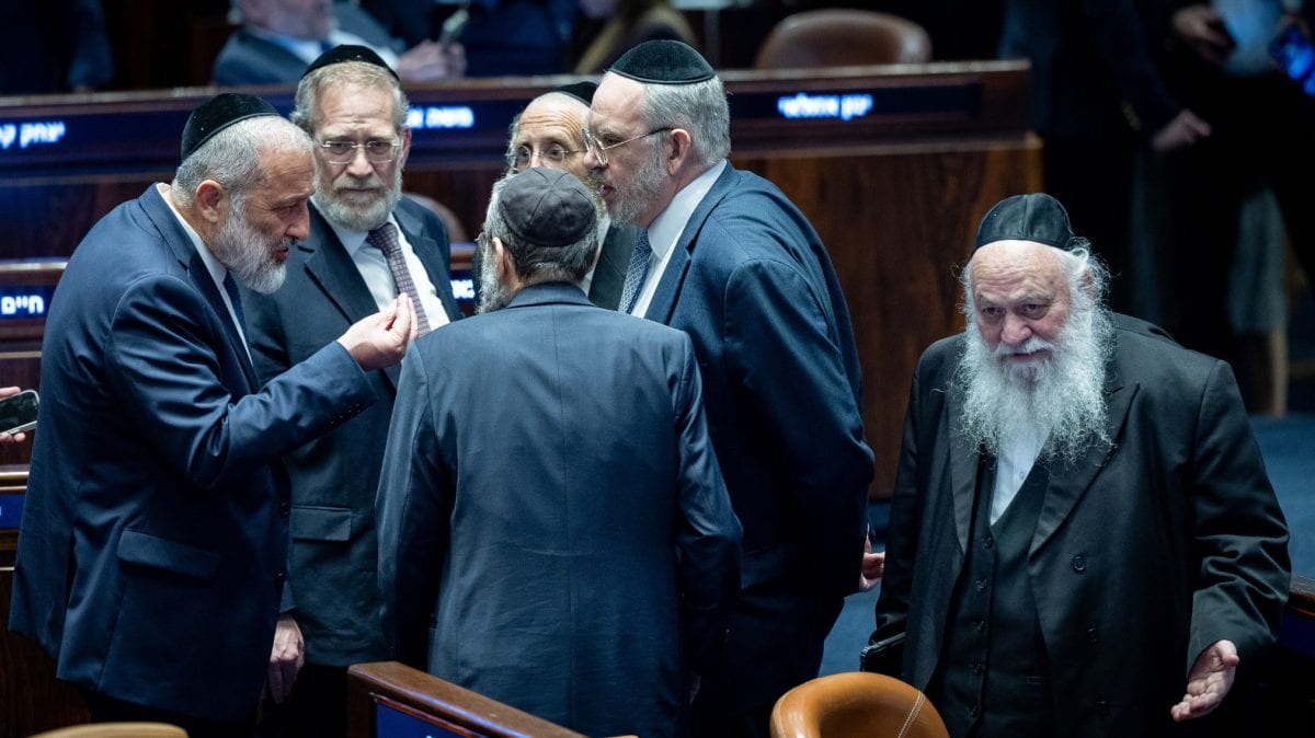 הח"כ החרדי תקף: "אנחנו לא בגוש נתניהו"