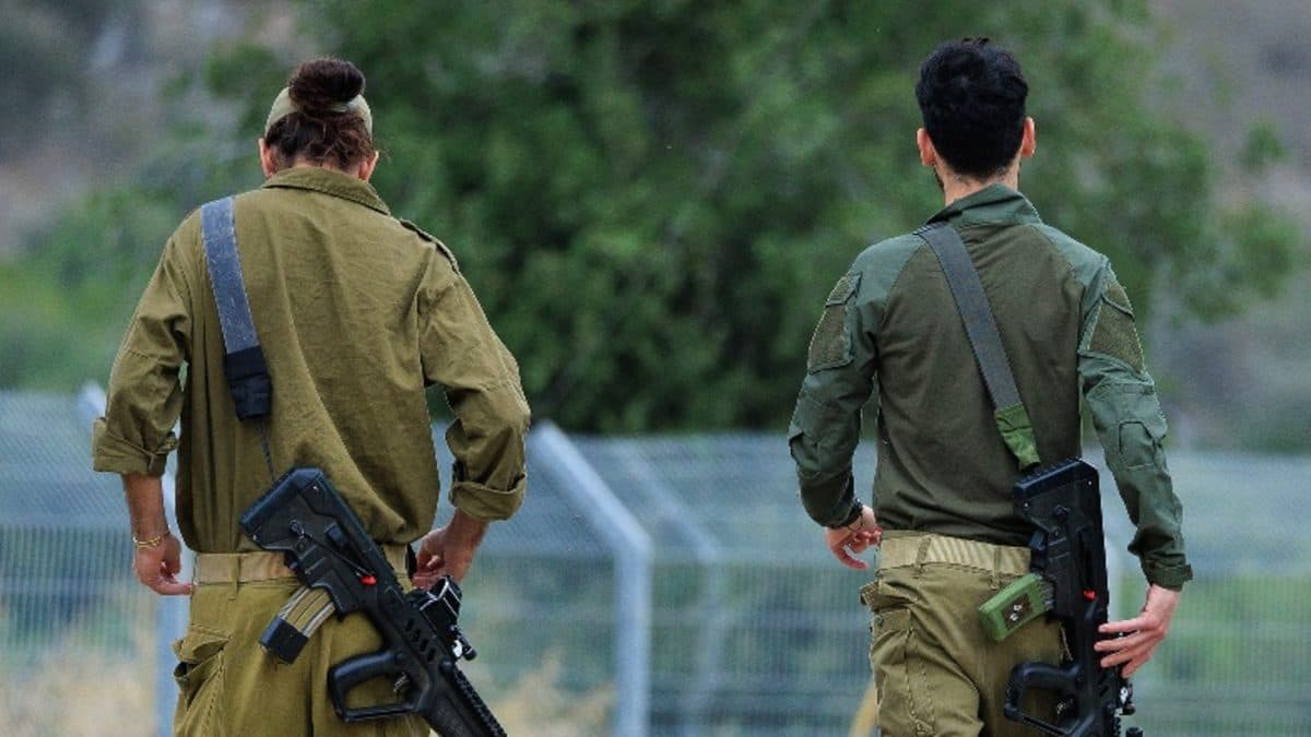 סרטון ה"צו 8" שהסעיר את המדינה: "ממתי צה"ל מקדם מועמד בבחירות?"