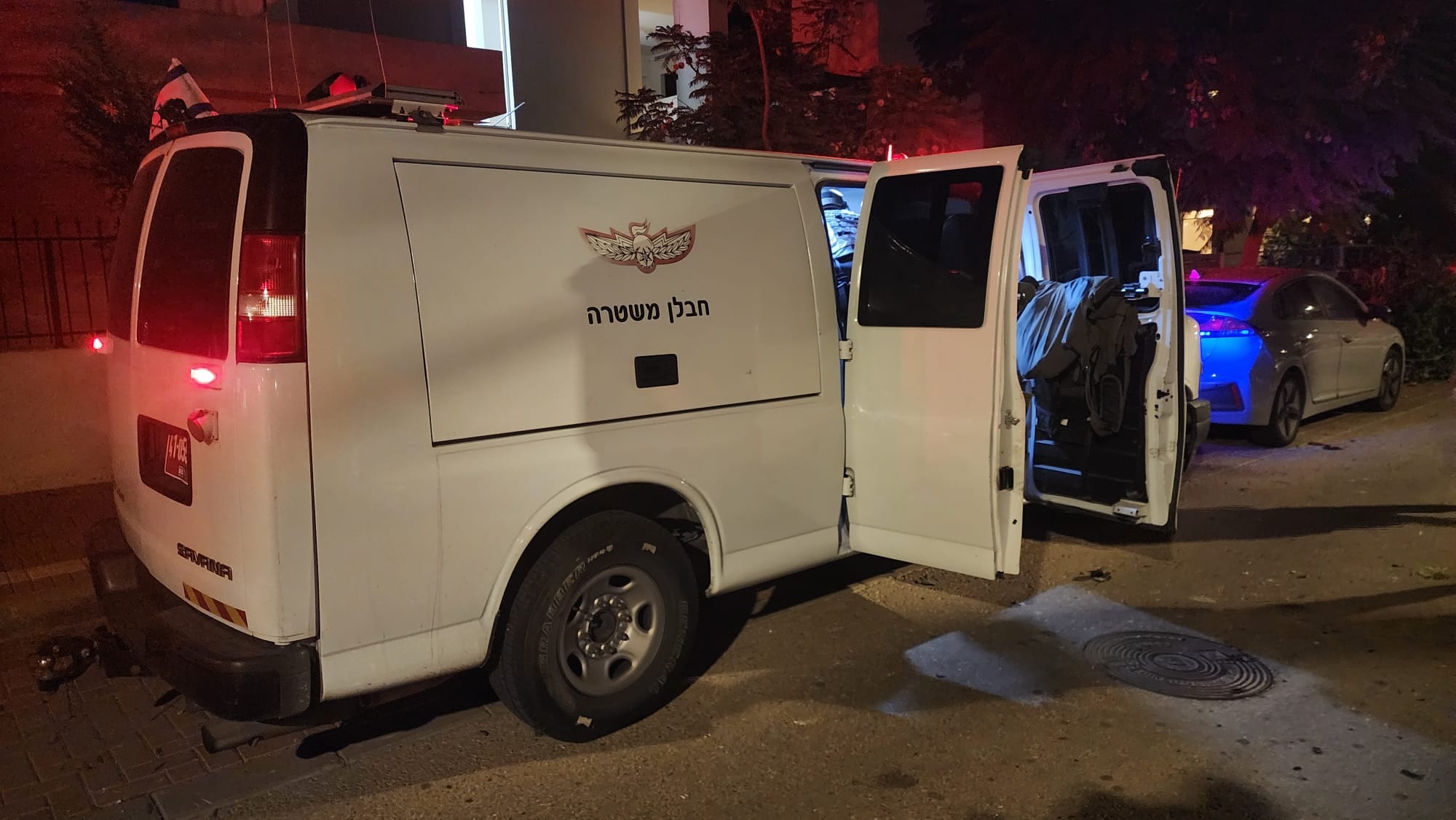 פיצוץ לפנות בוקר בחולון: חשד שרימון הלם הושלך ברחוב פנחס אלון