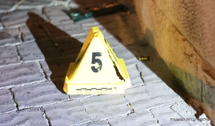 ליד מודיעין: חשד לניסיון דריסת שוטר בצומת שילת, בוצע ירי ומצוד אחר נמלטים