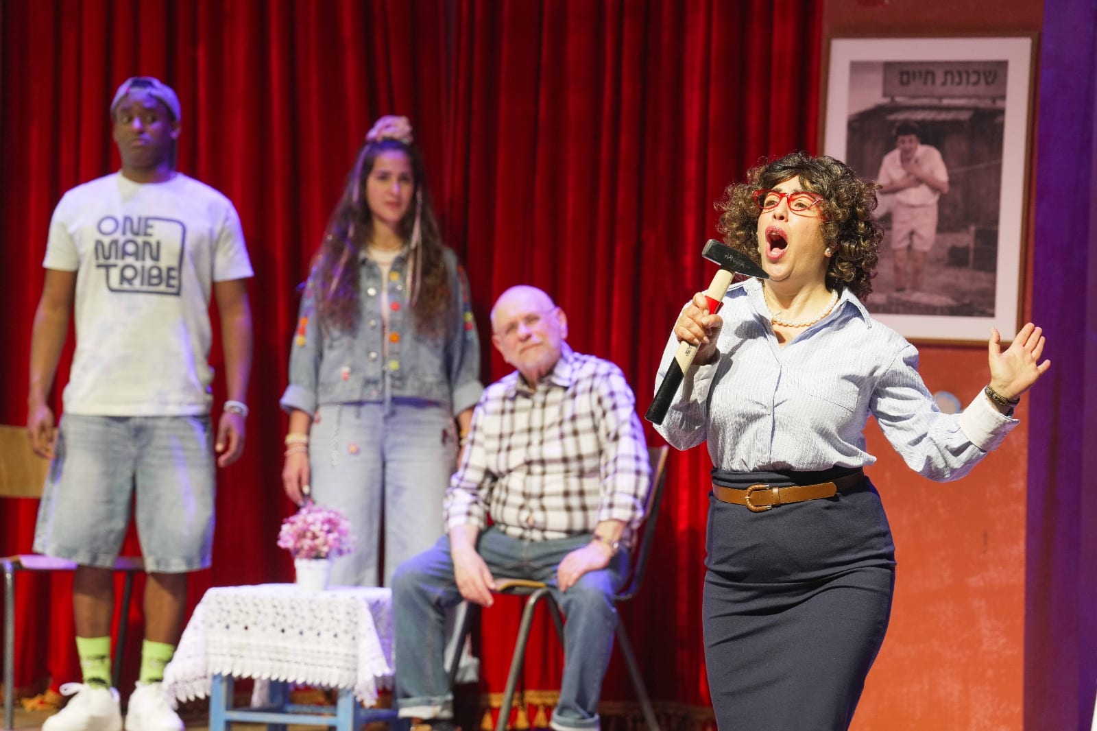 "שכונת חיים" חוזרת לבמה: הקלאסיקה הישראלית מגיעה לנס ציונה ולגני תקווה