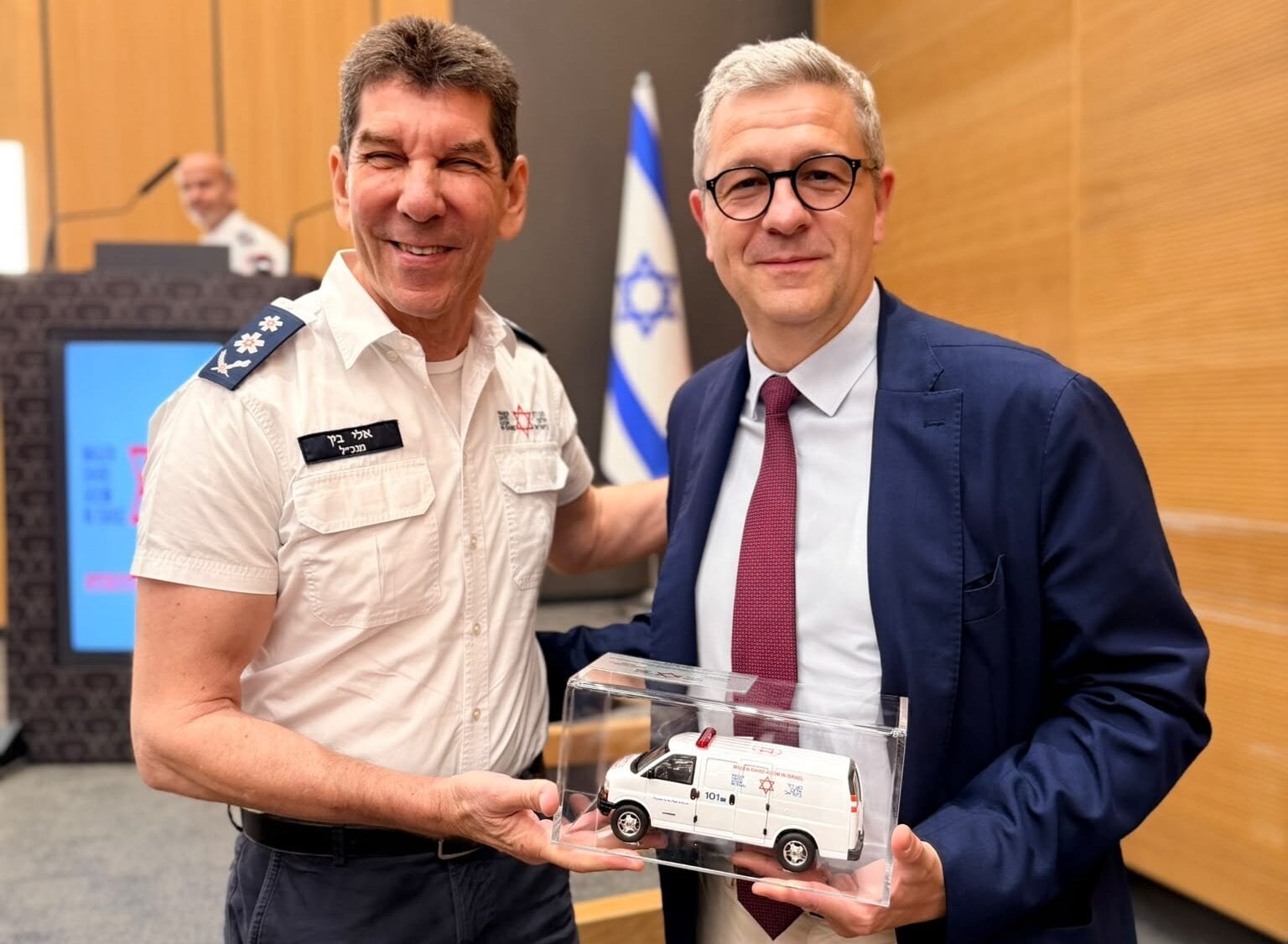 שגריר צרפת המיועד בישראל ביקר בקריית מד״א ברמלה
