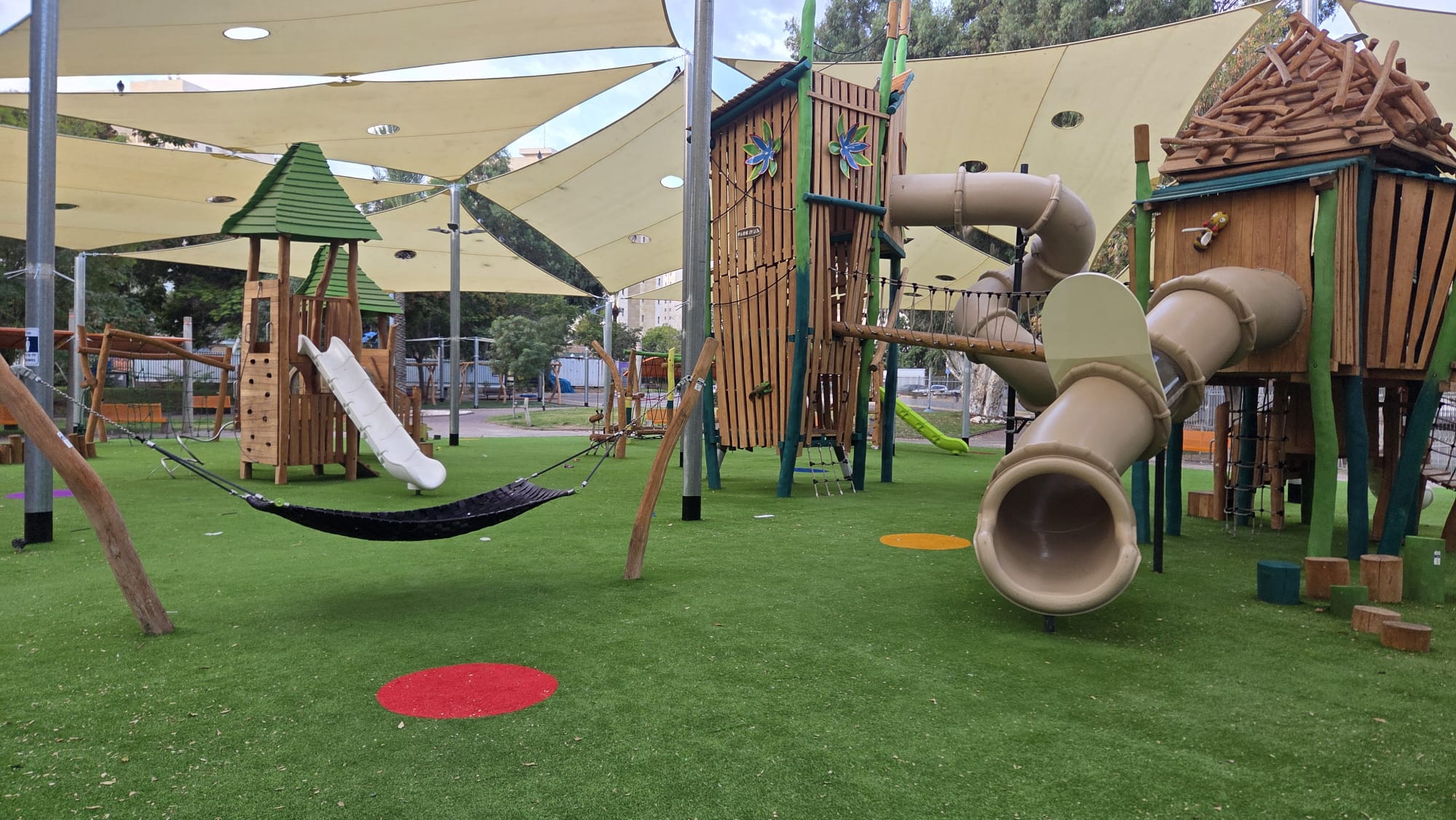 אחרי עשרות שנים ללא שדרוג משמעותי: גן מוטה גור בחולון חודש מהיסוד