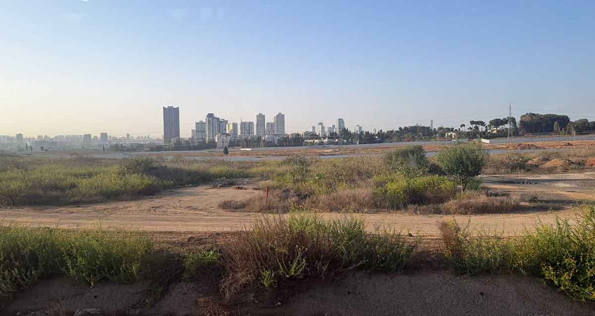 3,250 דירות, פארק ענק וגשרים: פרויקט רצועת הנופש ברמת השרון מתקדם