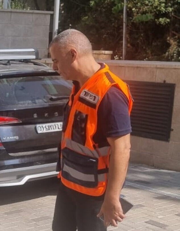 נחשף: ראש עיריית כפר סבא רפי סער ורעייתו נעצרו בחשד לשוחד ולהטיית מכרזים