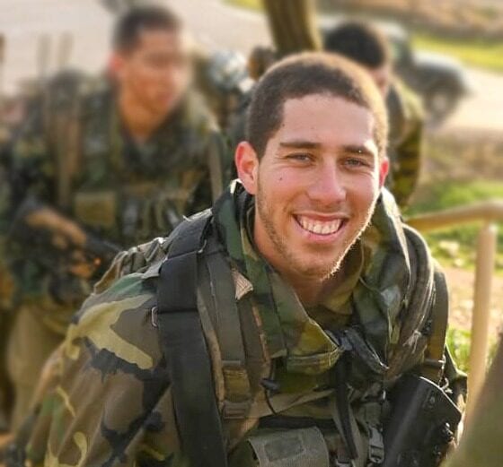 "הפרטיטורה של 'קיץ' הייתה בווסט, לצד הרימונים": אורי בר – אור ז"ל ונקניק השוקולד שאהב