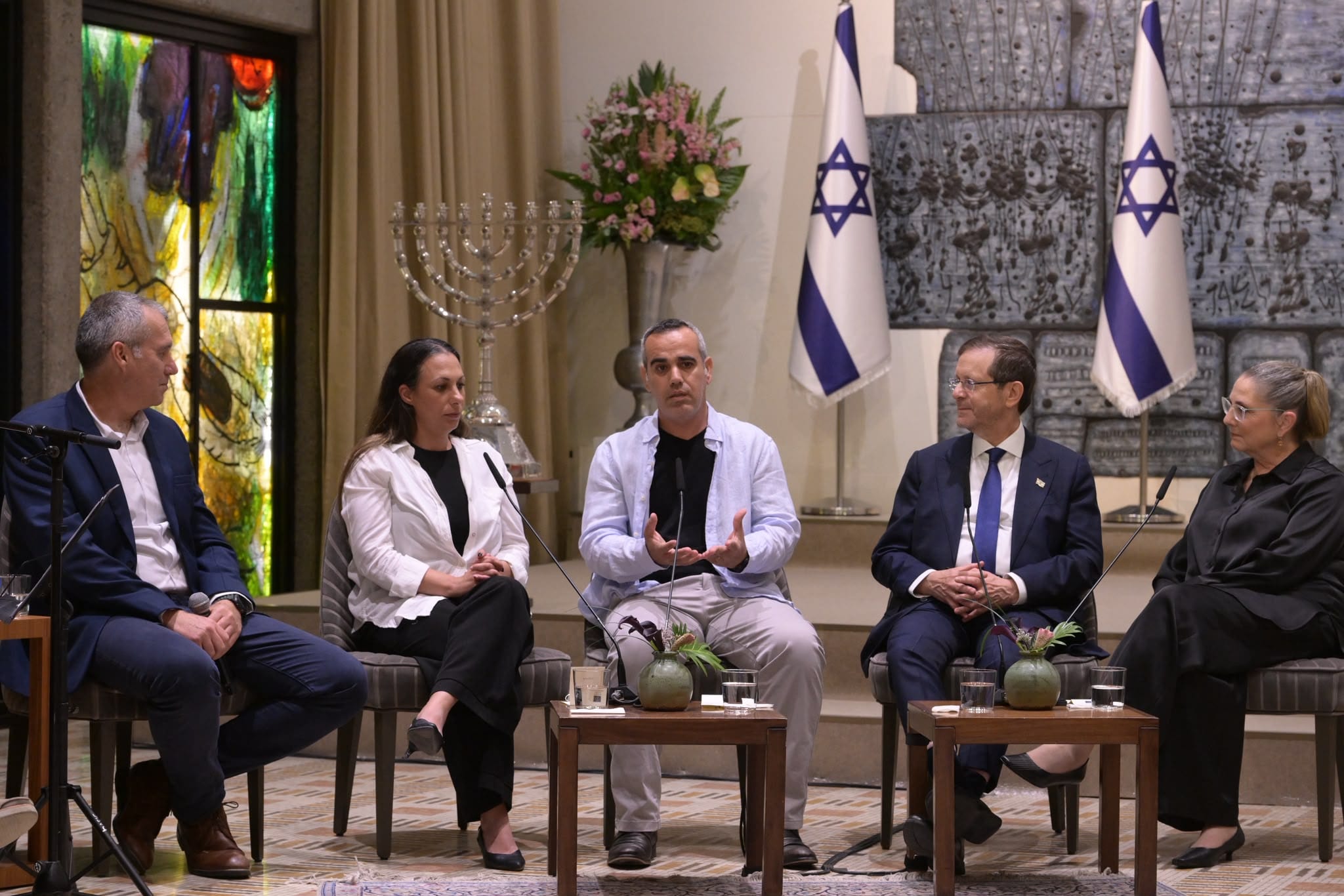 738 ימים בשבי והחיים שאחרי – עמרי ולישי מירן פתחו בבית הנשיא בירושלים את שבוע ״סלון עוטף״