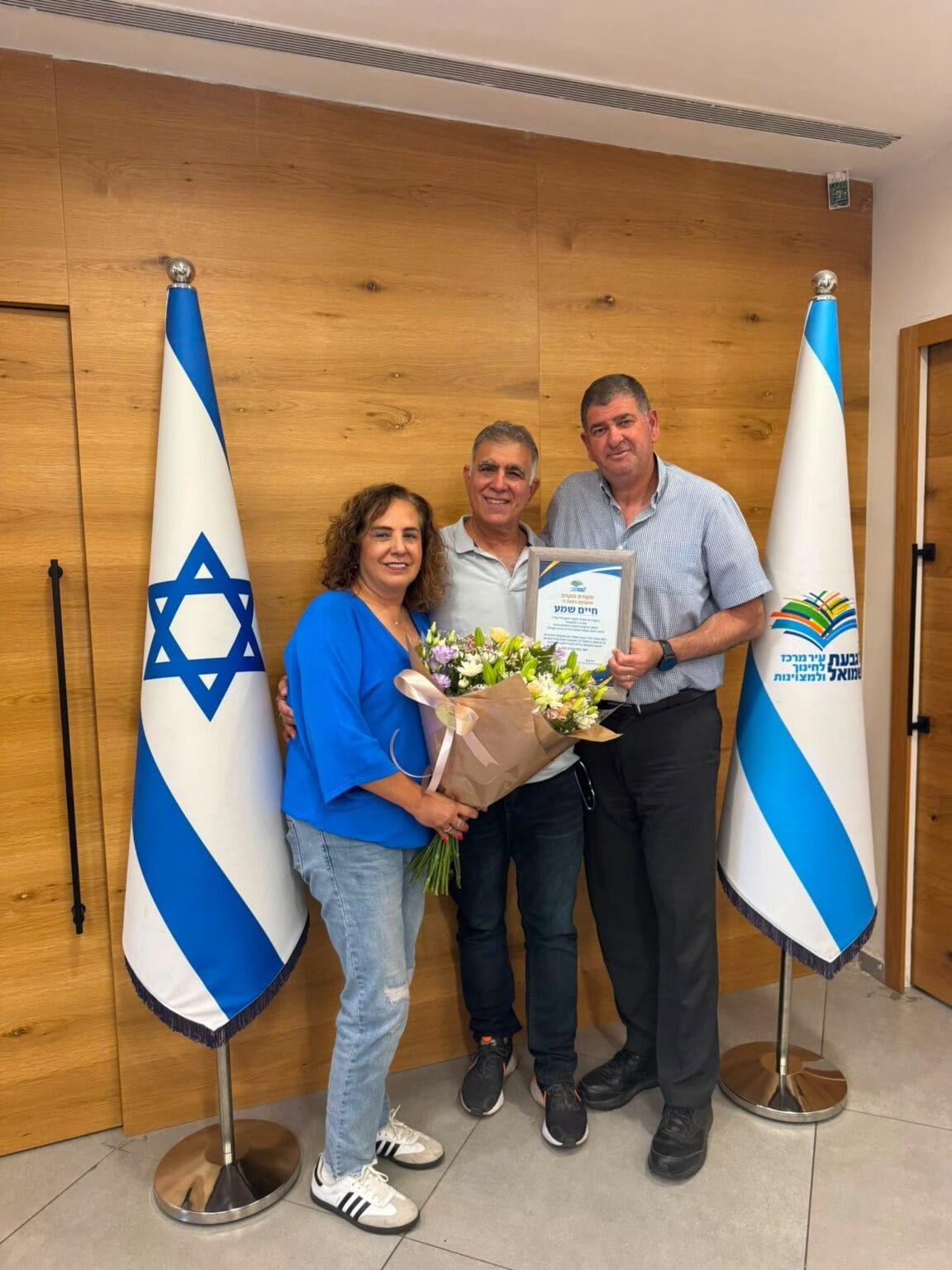 שלוש שנים ל – 7 באוקטובר | כמעט כל שבוע הוא יוצא מגבעת שמואל כדי להביא ללוחמים אוכל חם