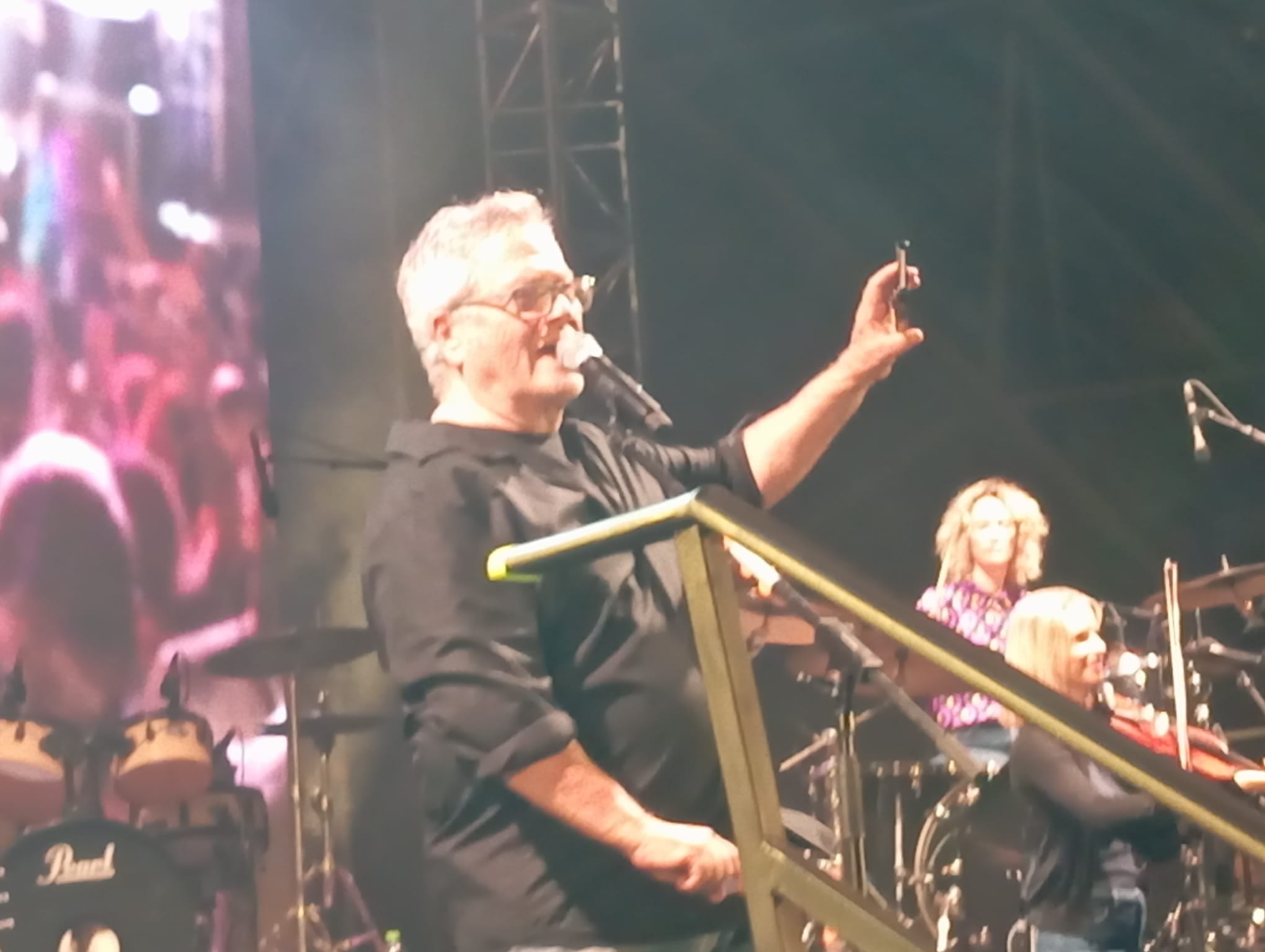 בגיל 76, עם אנרגיה של נער: שלמה ארצי הרעיד את האמפי ביבנה