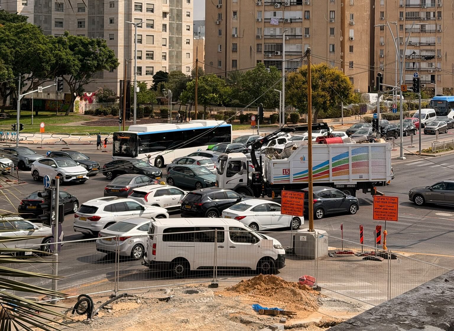 פקקי ענק באשדוד: הפסקת חשמל ברובעים ותקלת רמזורים