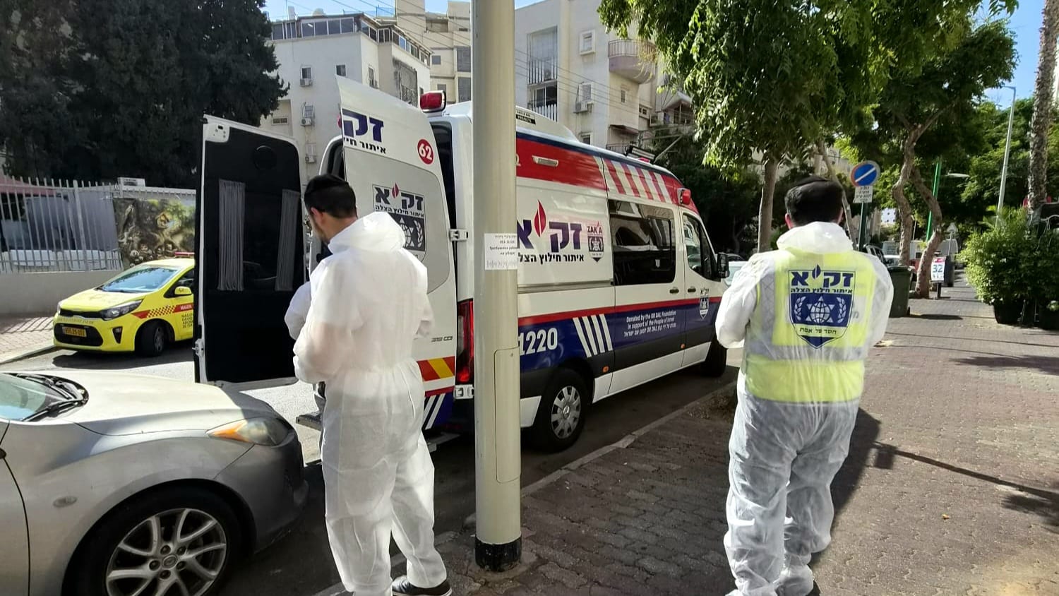 פתח תקווה: בן 64 אותר בביתו מספר ימים לאחר מותו