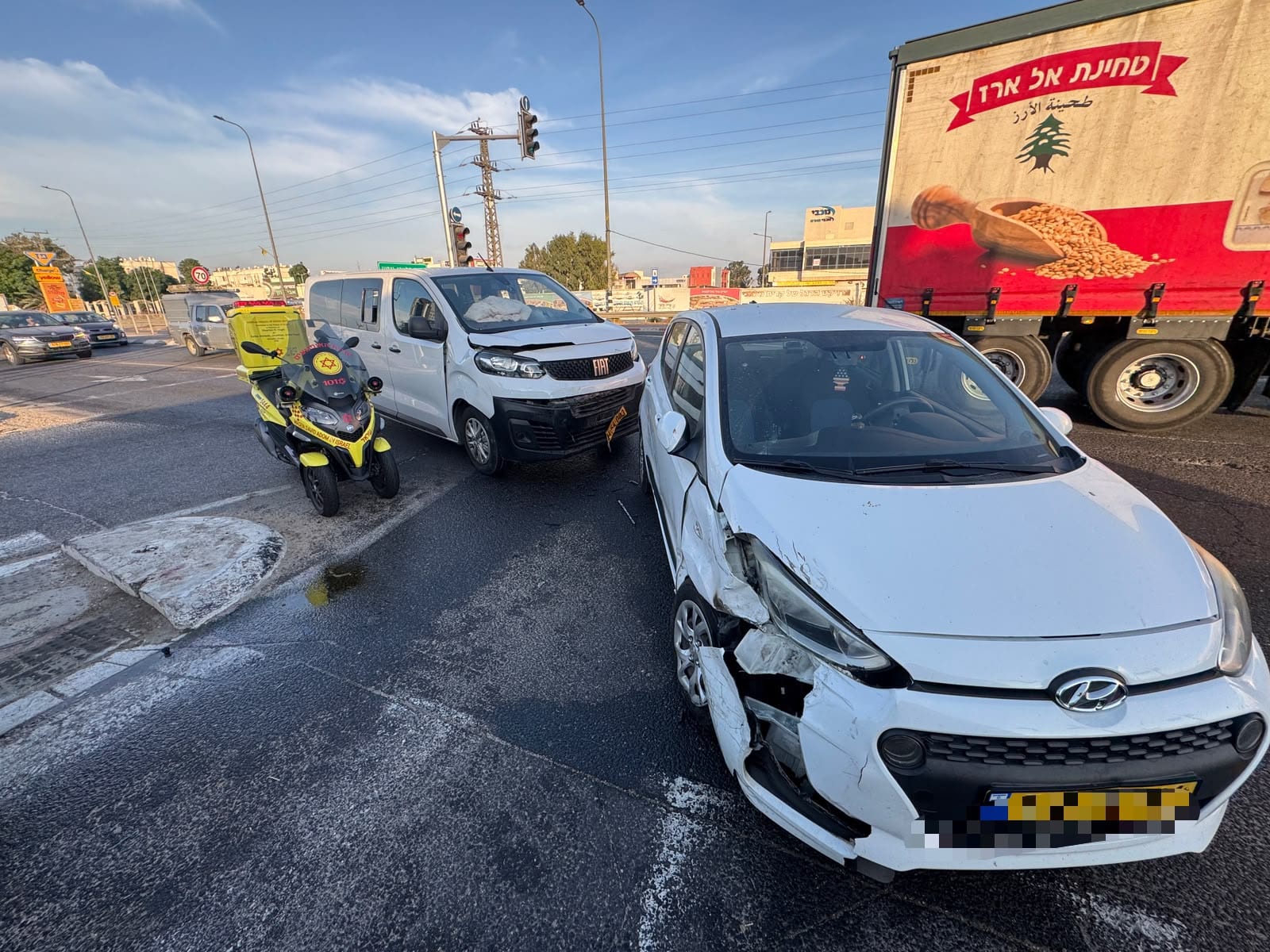 שלושה נפגעו בתאונה בצומת מלאכי-קסטינה