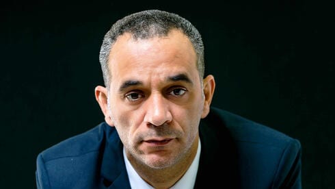 "תוך שעה אצלך בבית בחורים": עורך הדין הפלילי הואשם בסחיטה באיומים