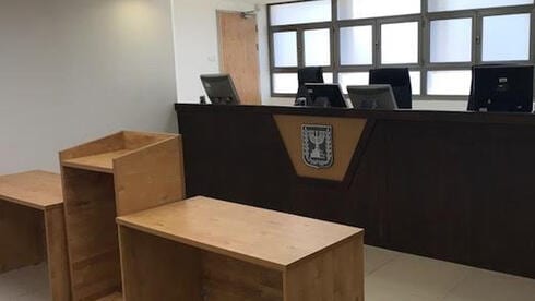 בית דין קבע: גבר שהורשע בפגיעה מינית בקטינות חייב לתת גט לאשתו