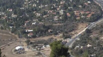 חיפושים נרחבים וחריגים אחר נעדרת באזור מבשרת ציון