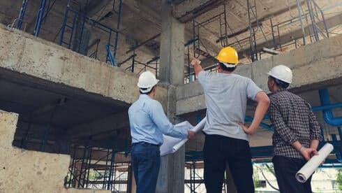 Renovation contractors abandon industry amid severe labor shortage: 'Some became waiters'
