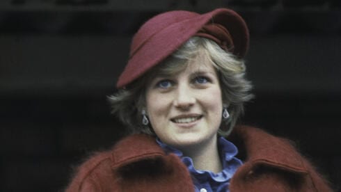 Princess Diana secretly left palace at night to give sex workers money, former aide reveals