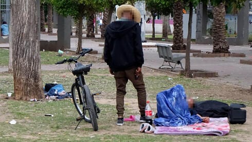 משרד הרווחה פרסם מכרז, ובחר באמא של עובדת בכירה לשעבר