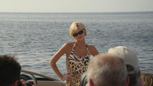 A Princess Diana sex tape? How Britain's biggest tabloid fell for an elaborate hoax