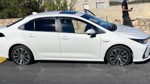 Israeli man accused of selling stolen cars, then stealing them back