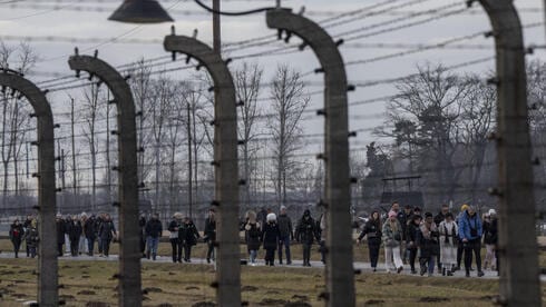 "יקר מאוד", "אין קפה נטול קפאין": הסרטון שצולם ליד אושוויץ ועורר סערה