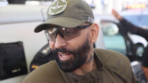 "הצל" התרברב בקשריו במשטרה - והקצין הסתבך: זה החשד נגדו