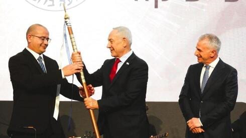 מחיר הכישלון, ושאלת האחריות: גופמן הראה את הדרך החוצה לבכירים שעסקו בהפלת המשטר באיראן