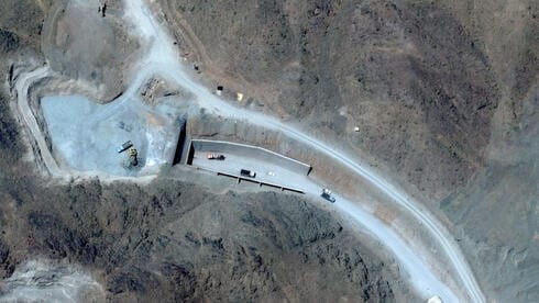 11-я ночь подряд: США полтора часа наносили удары по морским базам Ирана