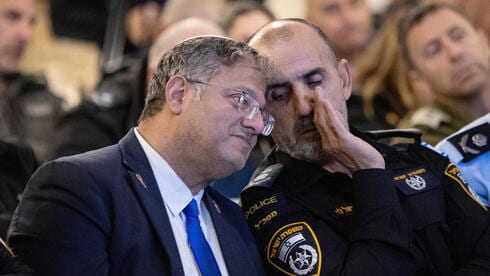 רגע לפני סבב של 141 קצינים, הודיע בן גביר למפכ"ל: כל המינויים מוקפאים עד לבחירות