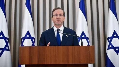 Herzog heads to Hungary for first Israeli visit since Orbán's defeat