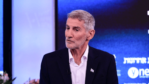 יאיר גולן טוען שהתקיפה בסוריה הייתה משיקולים פוליטיים: "מהלך מסוכן"
