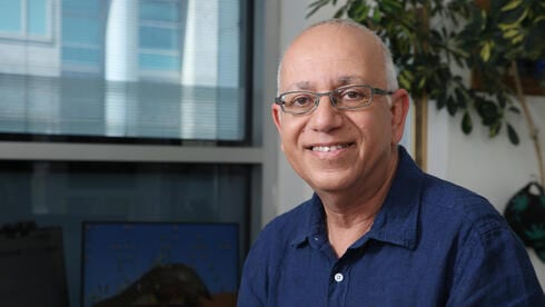 התחזית של פרופ' עידו וולף: זה המועד שבו AI יחליף "רופאים בינוניים"