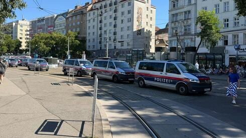 דריכות שיא בווינה: מאות שוטרים ילוו את צעדת אוהדי בית"ר ירושלים