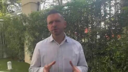 וולטר בהתייחסות ראשונה: "וידאתי שאין סכנה לחייהן של מלי וליאל" | צפו