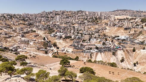 היועמ"שית הורתה לדחות את הבנייה ב-E1 לאחרי הבחירות, במעלה אדומים יעתרו