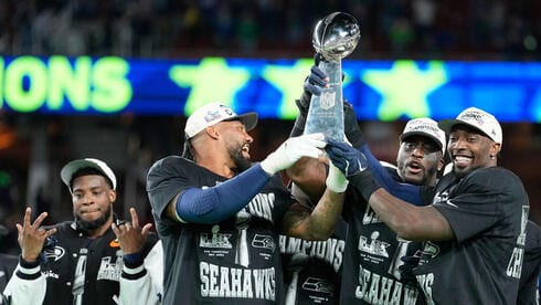 אלופת ה-NFL סיאטל סיהוקס נרכשה ב-9.6 מיליארד דולר