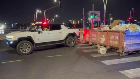 סיבוב הפרסה של עיריית בני ברק - שמודה: "אישרנו לסגור את הגשר, הרוב שומר שבת"