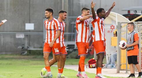 המשיכה בשלה: הפועל ראשל"צ גברה 1:2 על כפר קאסם