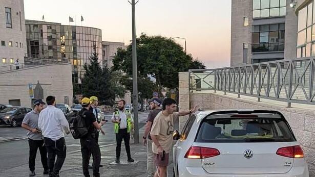 ירי בירושלים במהלך ניסיון שוד, גבר נפצע קשה