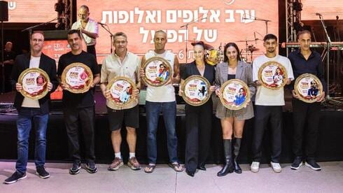 מדליסטים וקבוצות כדורגל וכדורסל: מרכז הפועל בחר את ספורטאי המאה