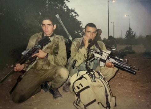 החברים משלדג שנפגשו בבקו"ם - והמשיכו יחד עד לפיקוד על גבעתי וגולני