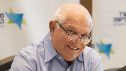 כשמשבר ענק בפתח: השר חיים כץ מתגאה שהוא מסדר תורים לחולים