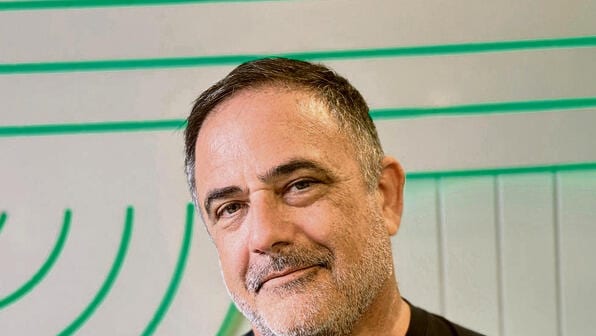 "אני חושב שה–AI זו הבעיה מספר 1 של המין האנושי, אבל אי אפשר לעצור את זה"