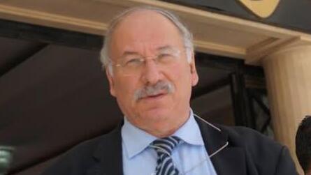 עיתונאי החוץ הוותיק גדעון קוץ הלך לעולמו בגיל 78