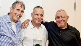 זיכרון בנייר